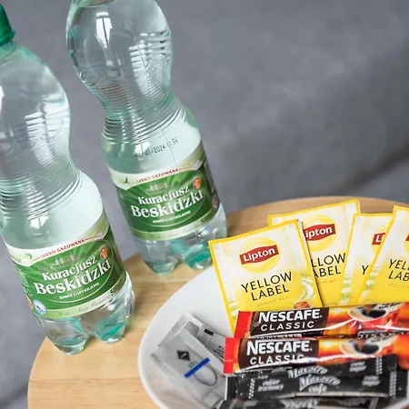 Wola Expo View By Bookinghost *