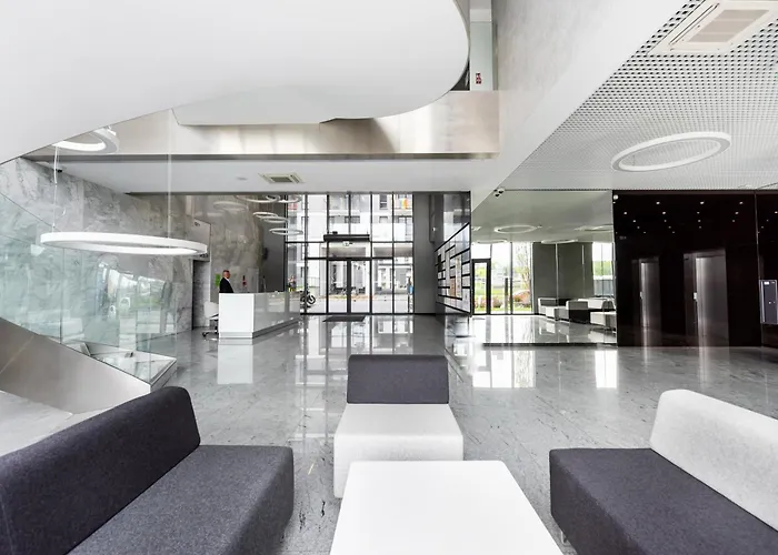 Wola Expo View By Bookinghost *